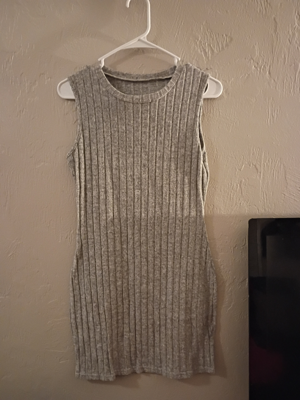 Ribbed Sleeveless Knit Dress - Gray